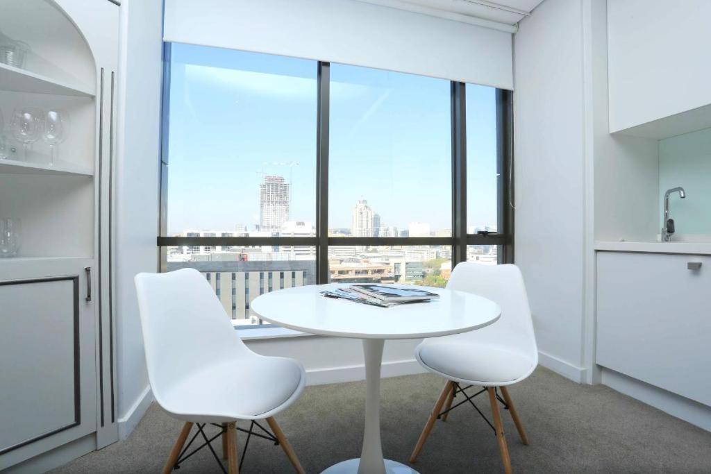 Sandton Skye Apartments Johannesburg Luaran gambar