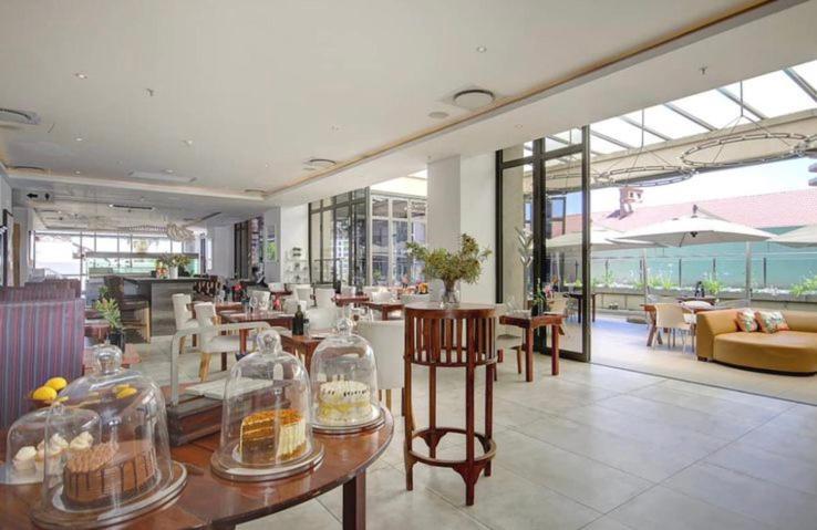 Sandton Skye Apartments Johannesburg Luaran gambar